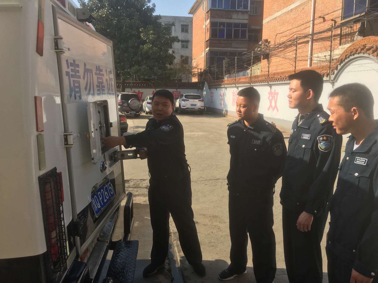 1556070353375925.jpg 1556070353375925.jpg