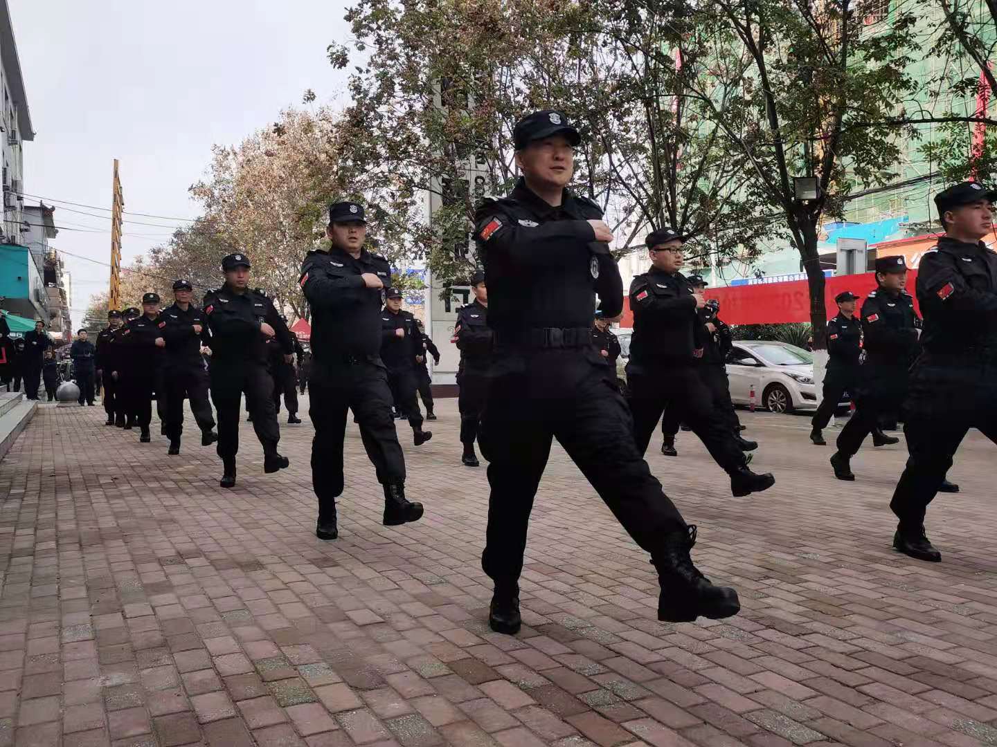 1607772749235639.jpg 寰俊剧_20201212192833.jpg