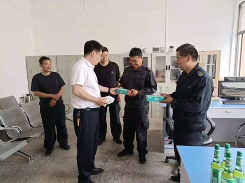 1622189316800702.jpg 2345_image_file_copy_1_.jpg