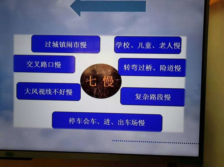 1635947992532719.jpg 1635947992532719.jpg