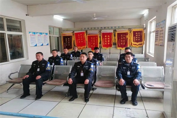 1639716576520304.jpg 寰俊剧_20211217124522.jpg