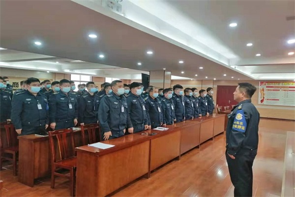 1640996648962192.jpg 寰俊剧_20220101082102.jpg