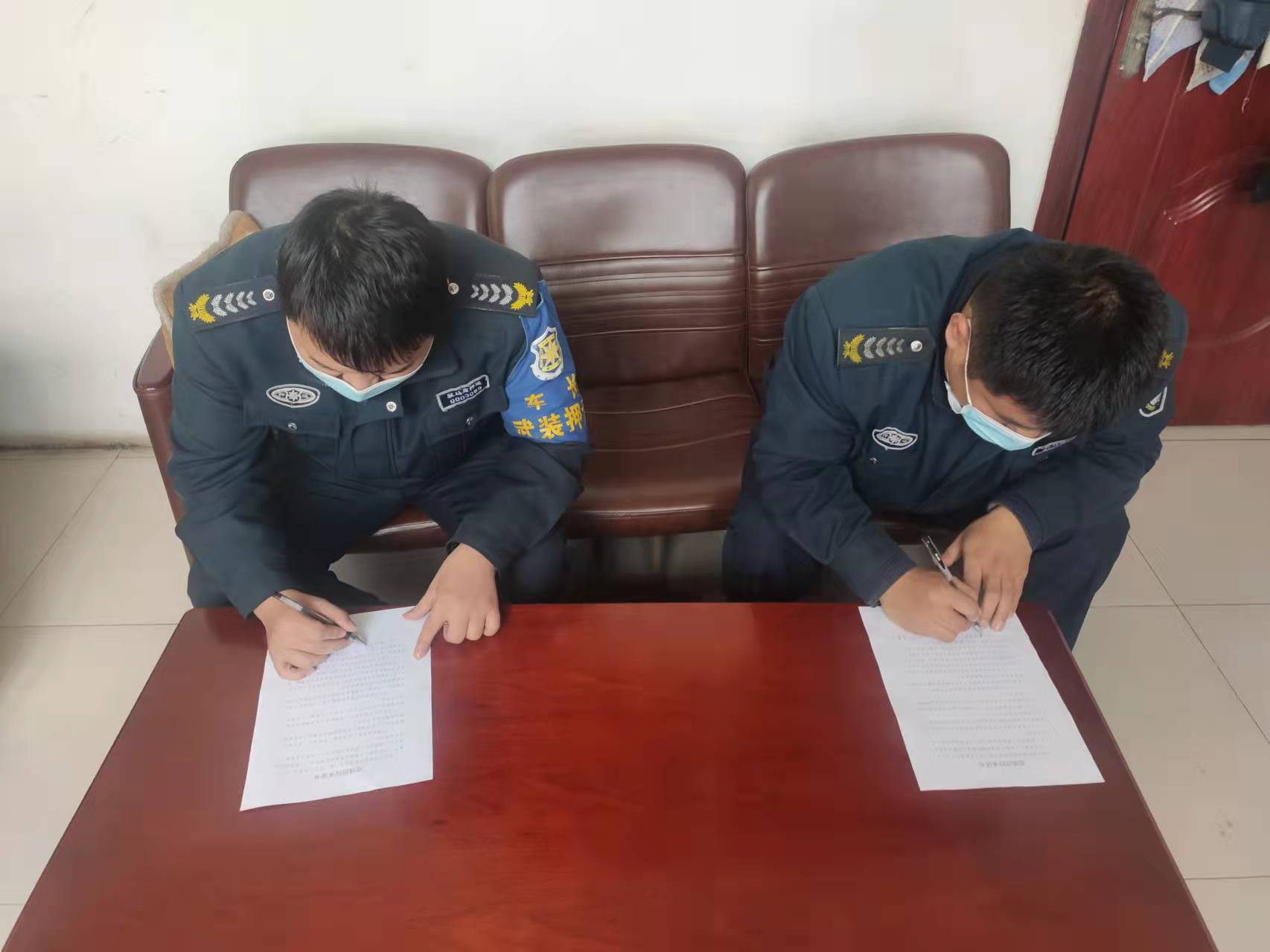 1642121681877110.jpg 1642121681877110.jpg