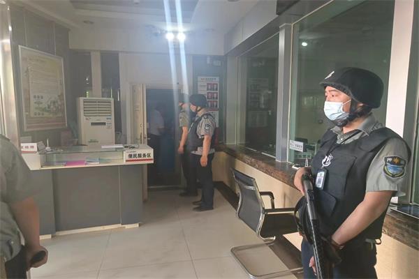 1653486294237824.jpg 寰俊剧_20220525214148.jpg