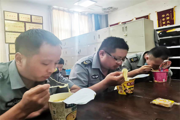 1658823228175844.jpg 寰俊剧_20220726110651.jpg