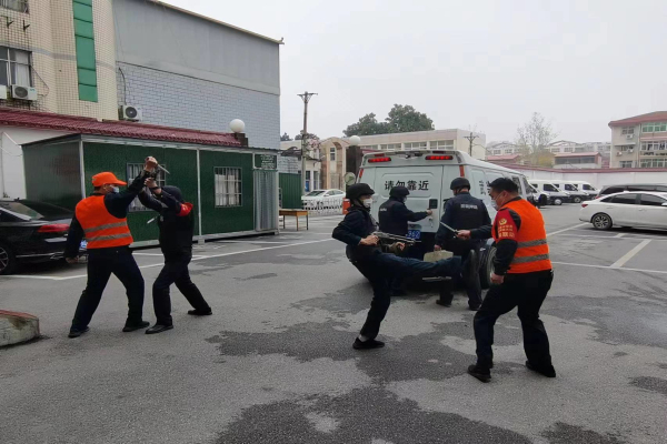 1669682371470518.jpg 寰俊剧_20221129083504.jpg