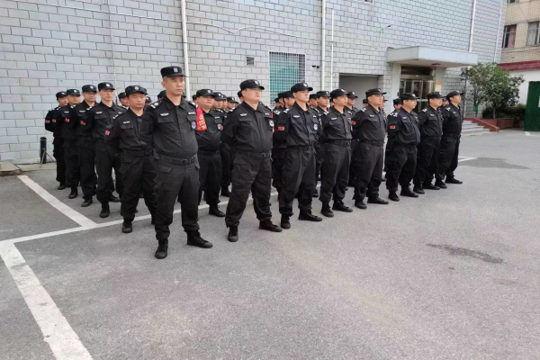 1696759437568404.jpg 寰俊剧_20231008175302.jpg