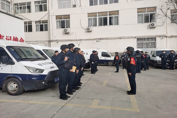 1702812352560019.jpg 寰俊剧_20231217192233.jpg