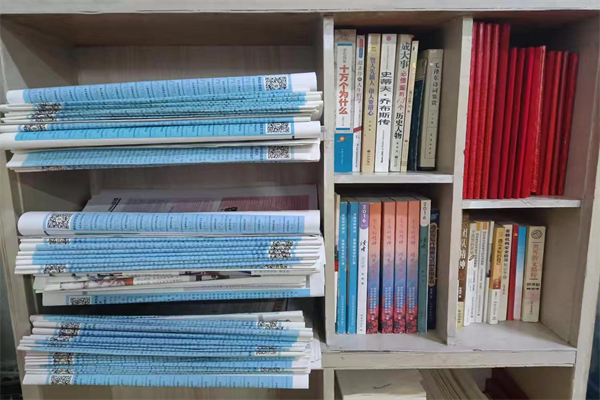 1725849816807748.jpg 寰俊剧_20240909104008.jpg