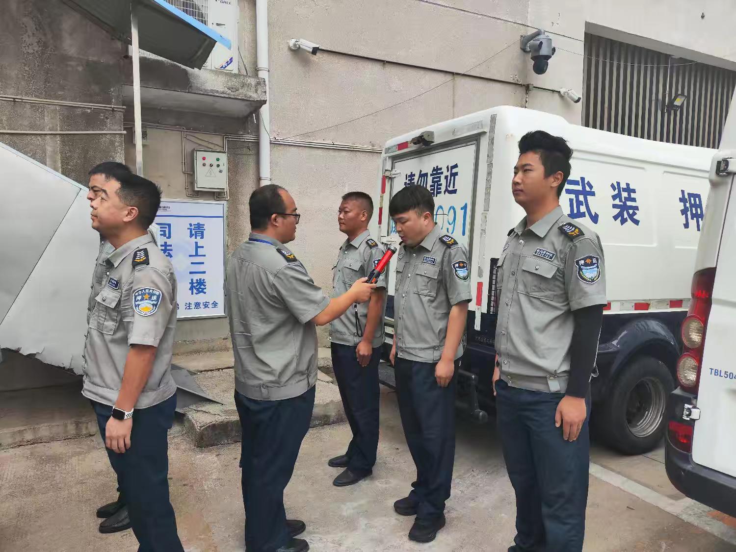 1727571003698528.jpg 1727571003698528.jpg