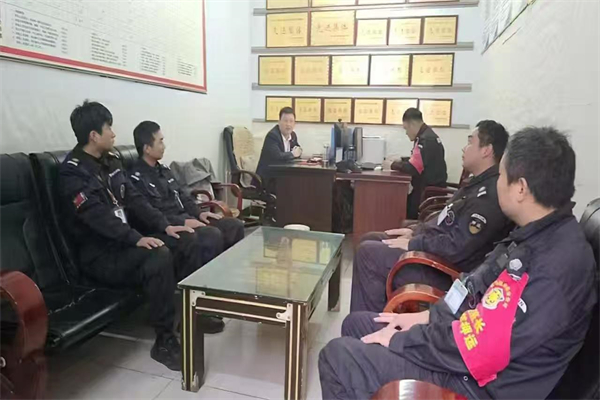 1731804500966498.jpg 寰俊剧_20241117084528.jpg